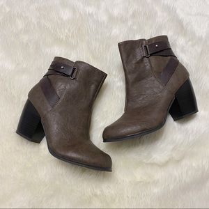 CHARLOTTE RUSSE Booties